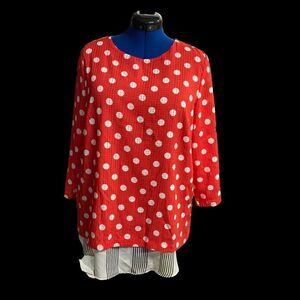 SUZANNE BETRO Women’s Large Red Top‎